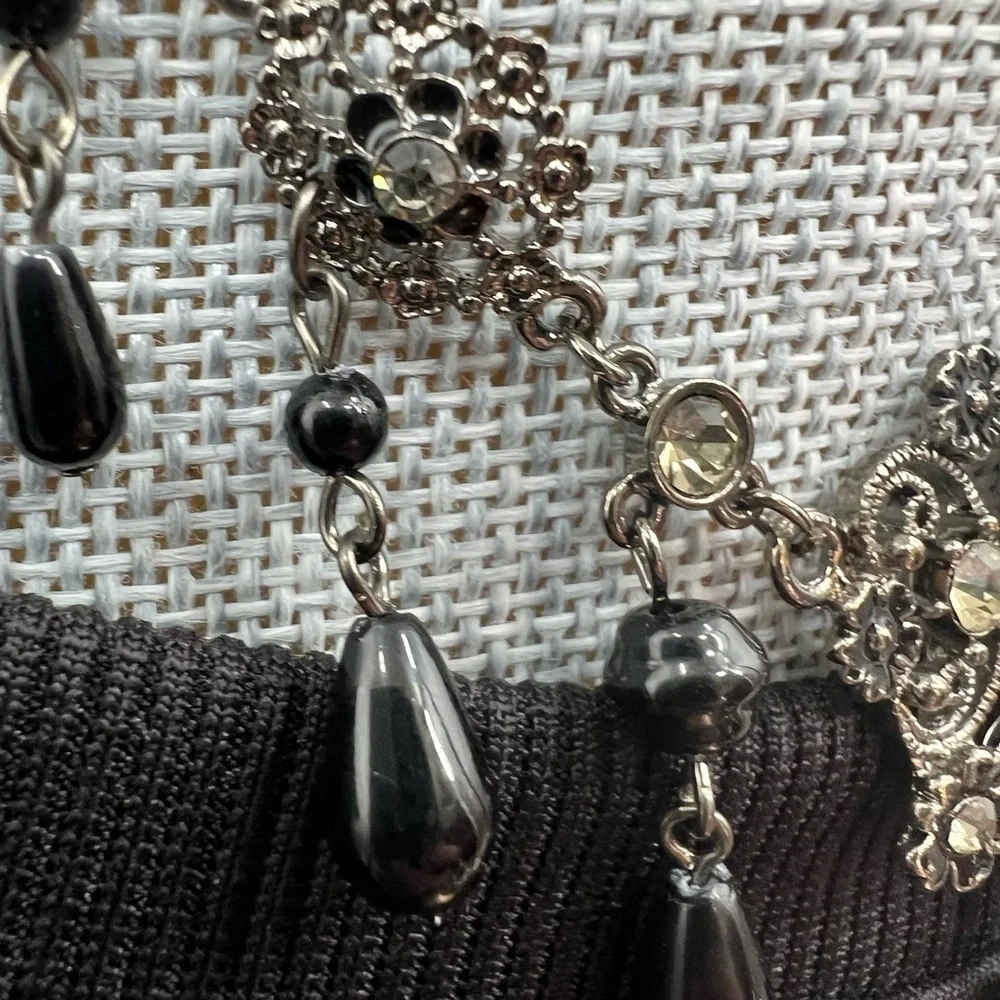 VCLM black bead and rhinestones necklace with matching earrings - Picture 3 of 11